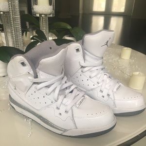 White  JORDAN’S 🌺